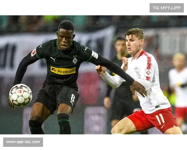 门兴德甲开局低迷 主帅称需重建球队信心